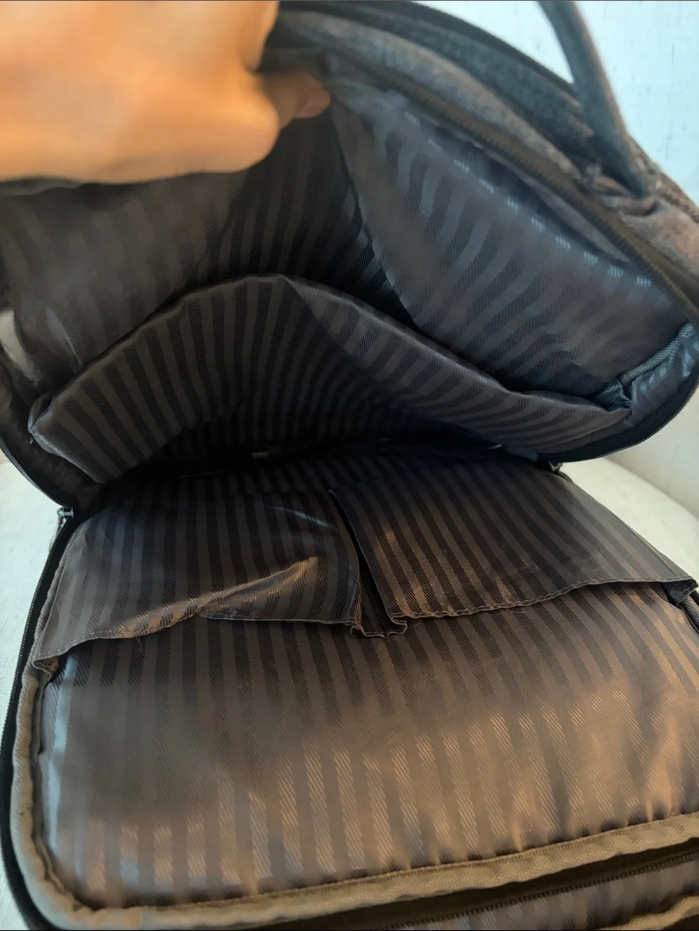 Gray Men's Urban Backpack - Sleek Everyday Carry